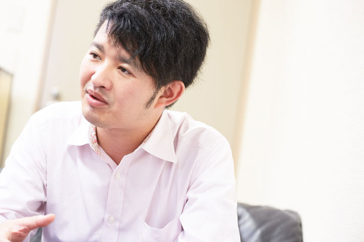 今思えば、若かったから思い切って舵を切れたのだと思う、と当時を振り返る照井様。